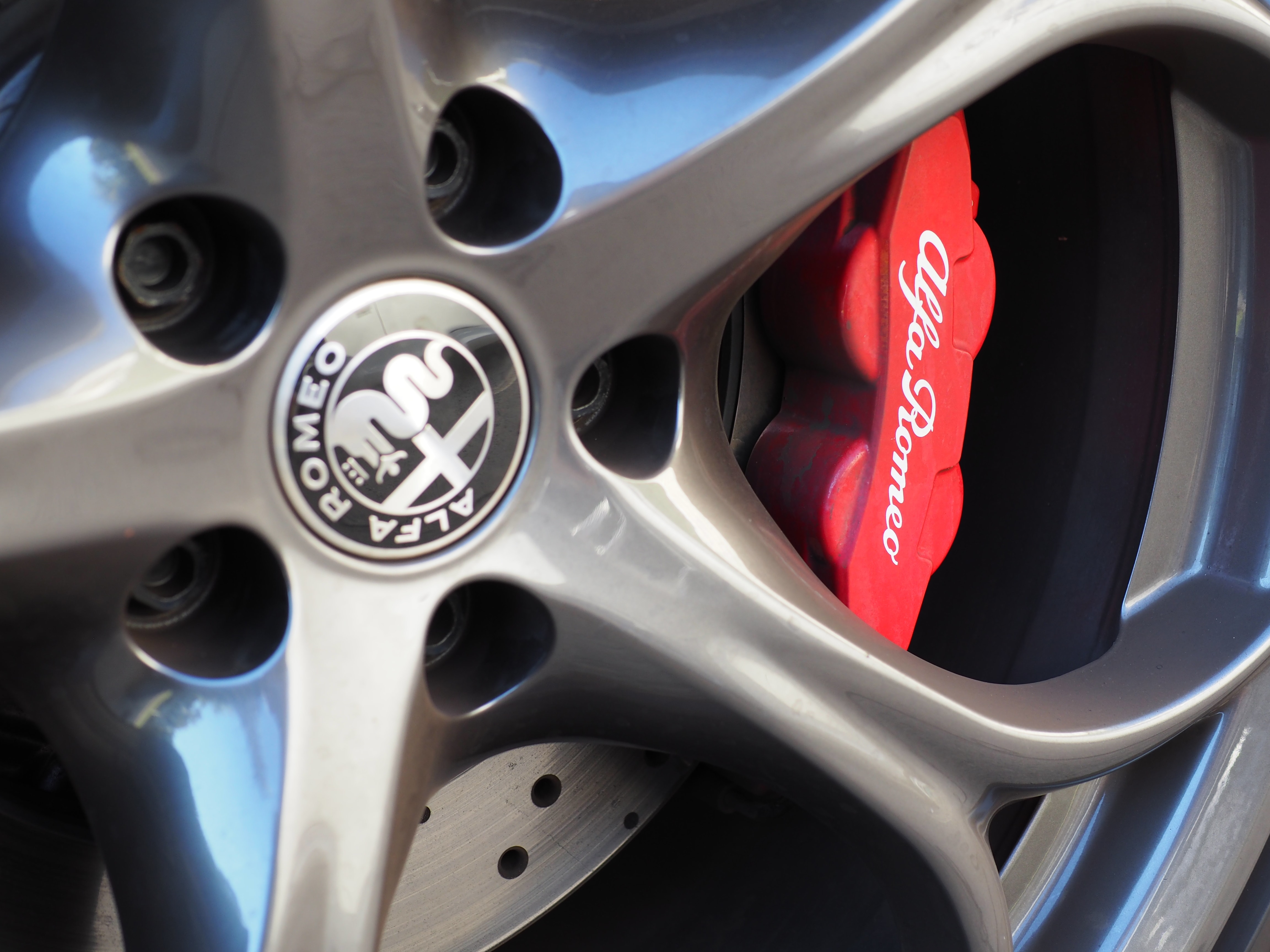 Close-up of the Giulia wheel