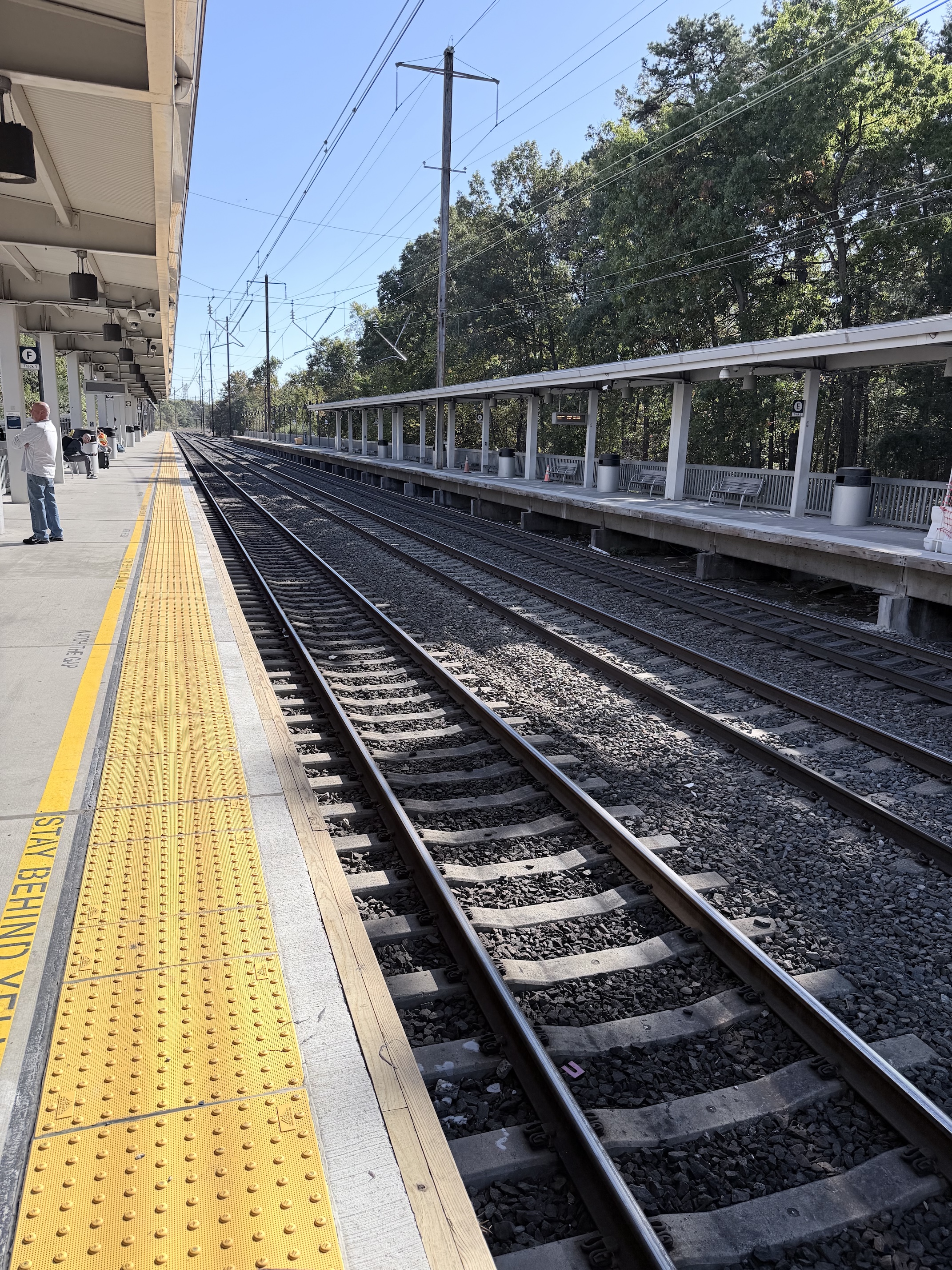 Photo of the tracks at BWI before the train arrived.